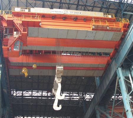 Ob Beam Foundry Nyiaj siv ua haujlwm Crane 30t Foundary Crane